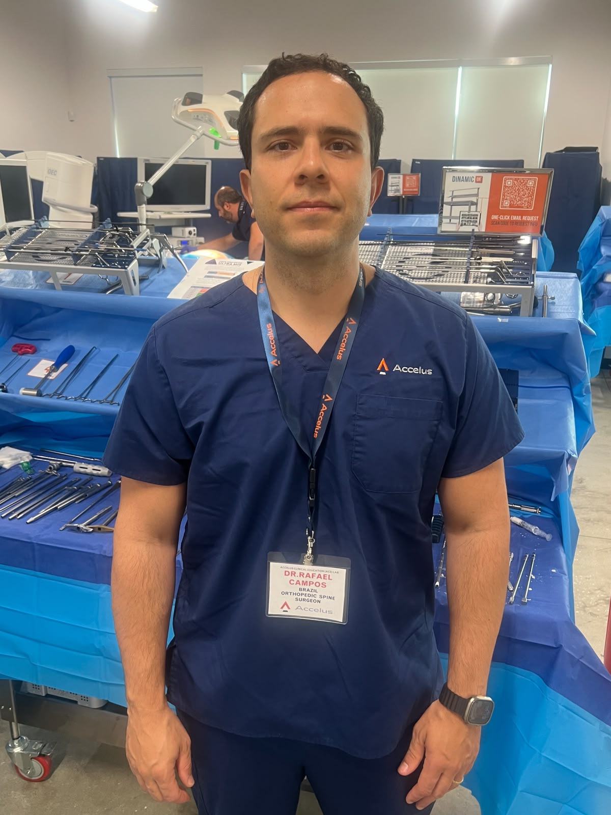 Treinamento em cirurgia minimamente invasiva — Accelus Clinical Education Lab